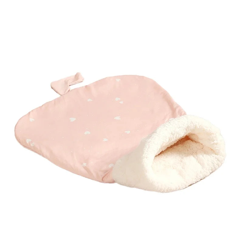 Soft Cuddly Cat Sleeping Bag Fluffy Feel Thickened Pet Pocket Quilt Bed Warm Nest for Kitten Puppy Comfortable Warmth